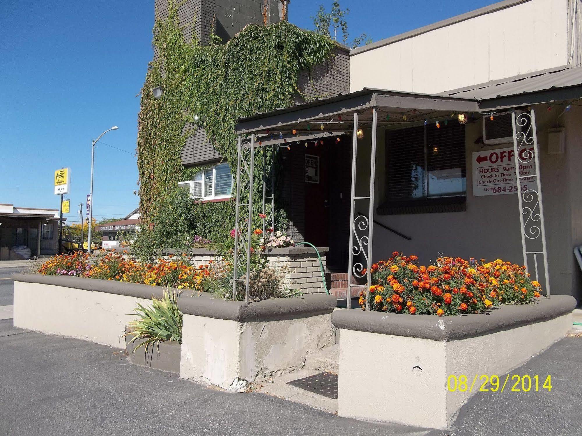 Selkirk Motel Colville Extérieur photo